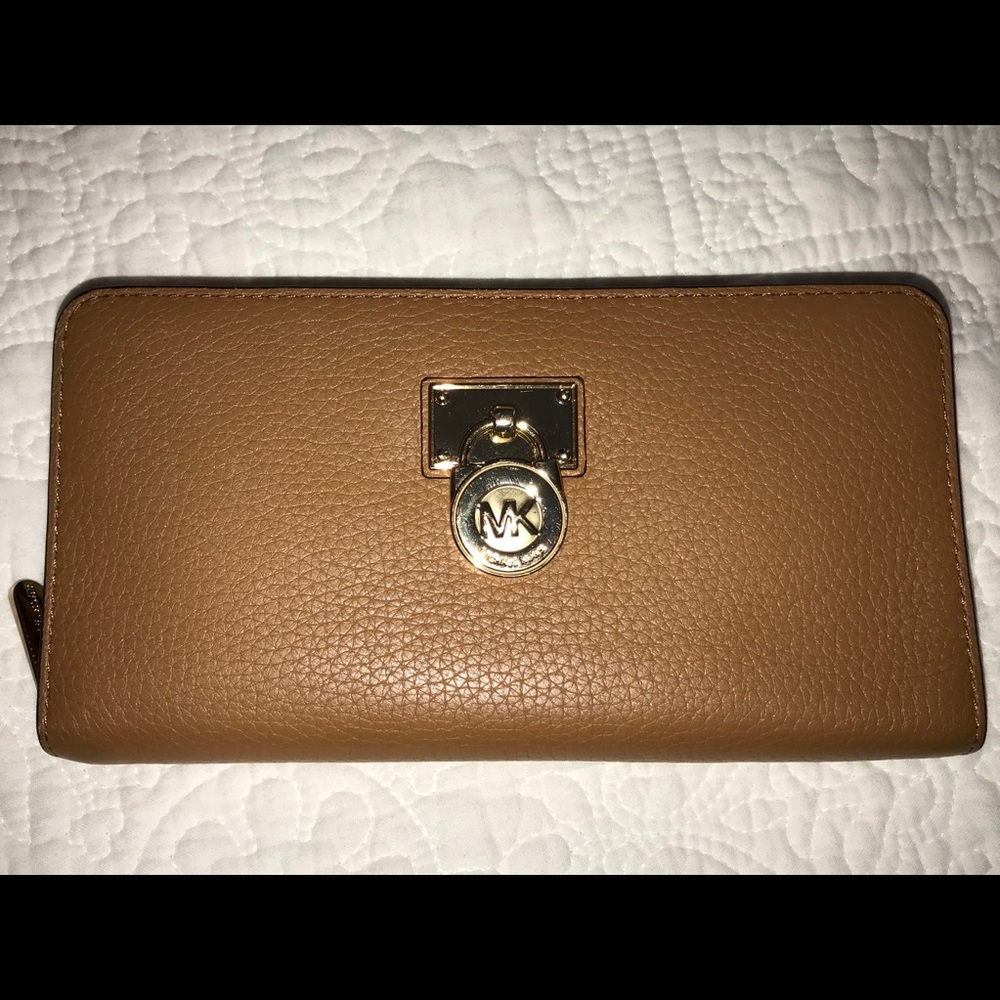 Michael Kors wallet